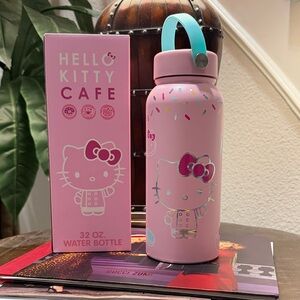 Limited Edition Hello Kitty Cafe Pink 32 oz Water Bottle